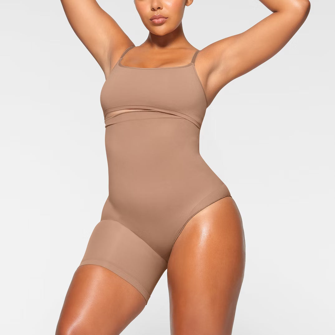 SOLUTION SHORT LEFT LEG EXPOSED