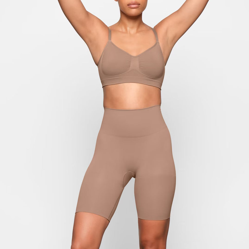 BUTT LIFTING SHORT