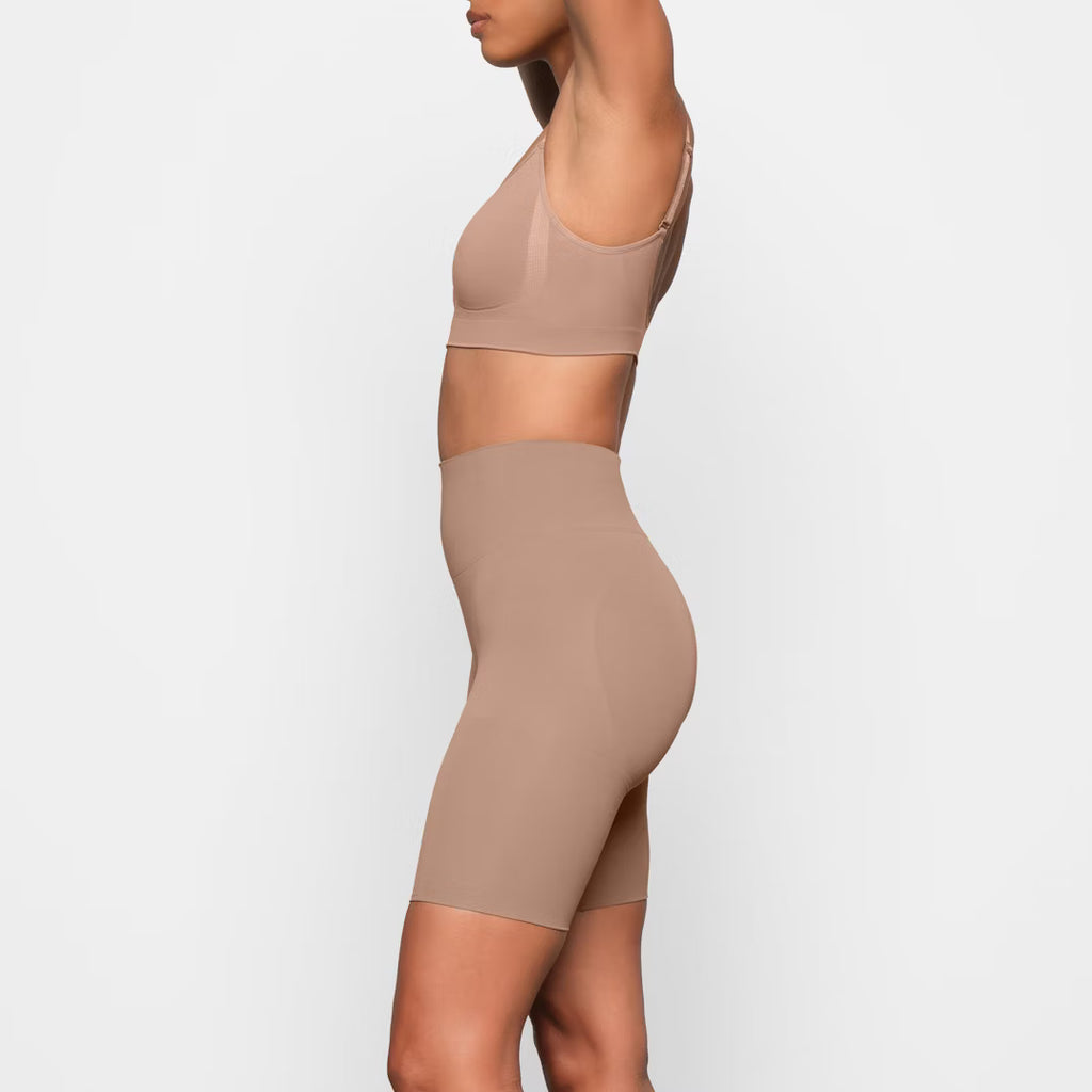 BUTT LIFTING SHORT