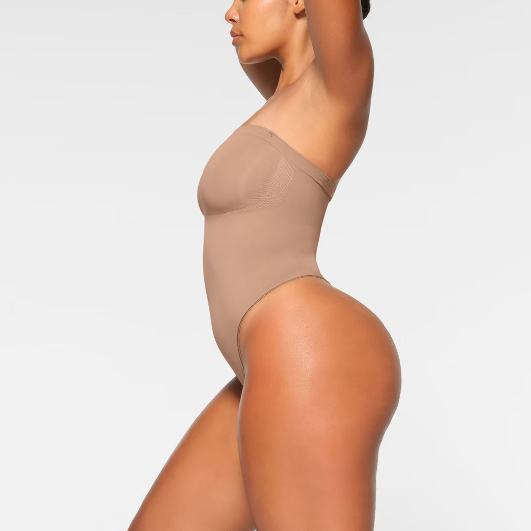STRAPLESS THONG BODYSUIT