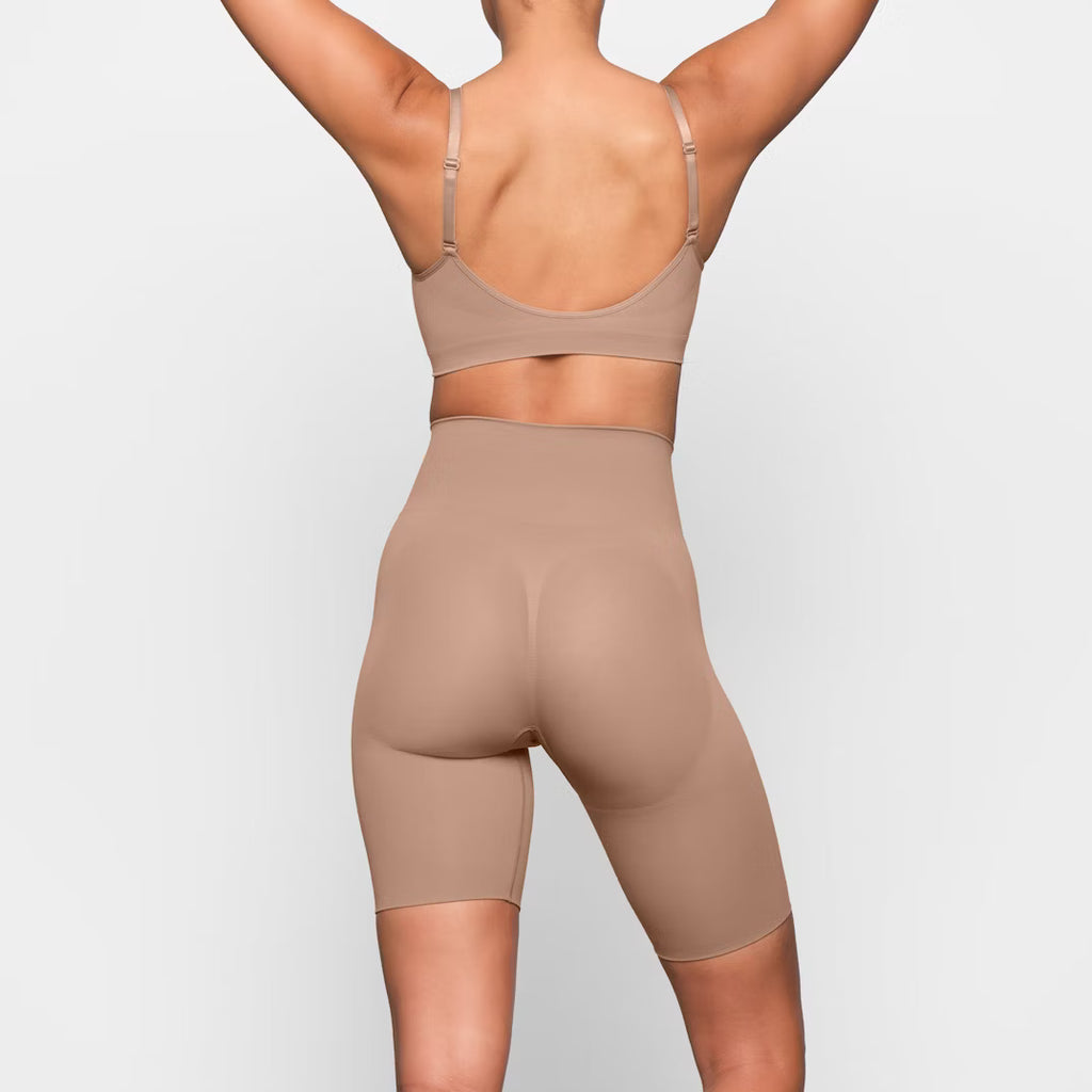 BUTT LIFTING SHORT